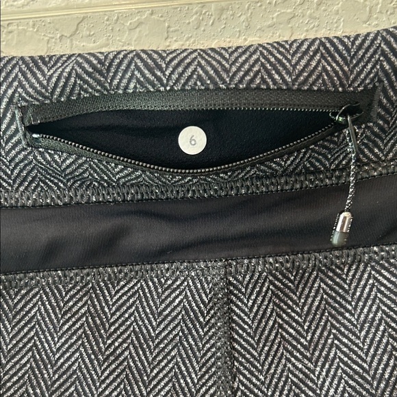 Lululemon Athletica Lululemon Run Inspire Crop II All Luxtreme - Picture 8 of 11